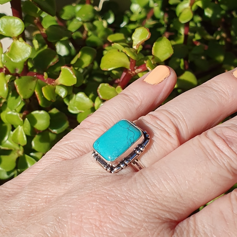 Silver Turquoise Rectangular Cabachon Cut Fancy Bezel Set Ring - Picture 3 of 4